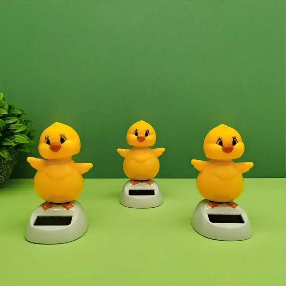 Solar Shaking Head Chicken – Car Dashboard Decoration