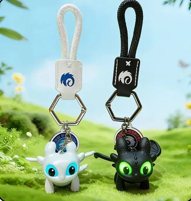 Light Up Night & Light Fury Keychain – Glowing Dragon