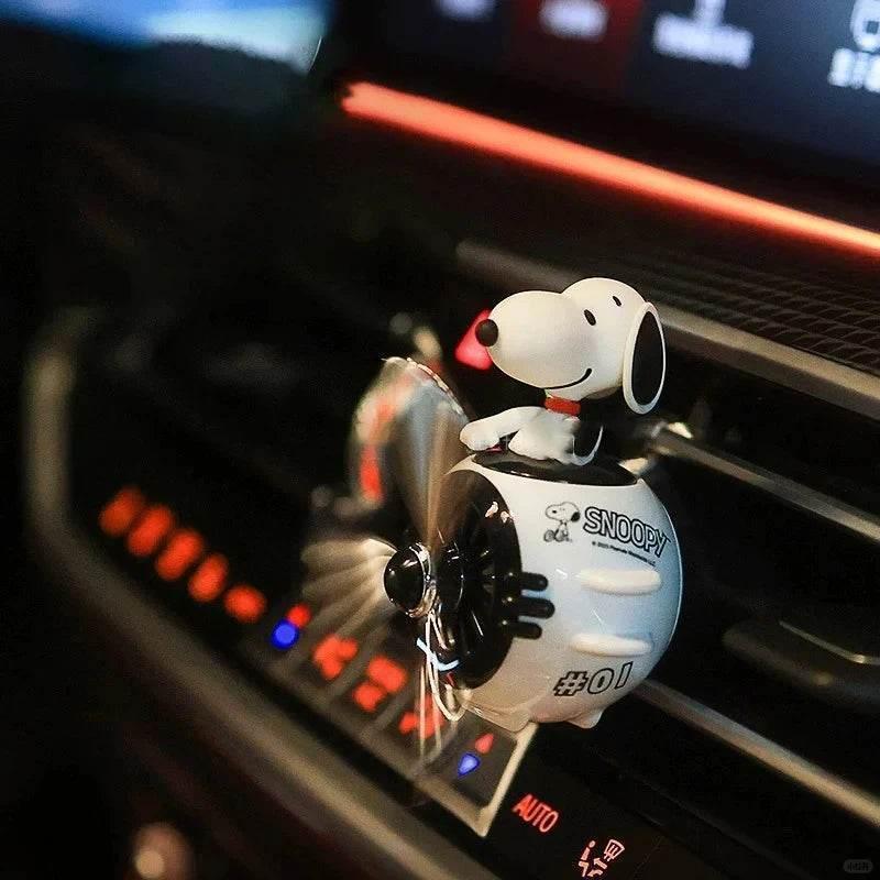 Snoopy Car Air Freshener – Rotating Head Vent Clip Aroma Diffuser