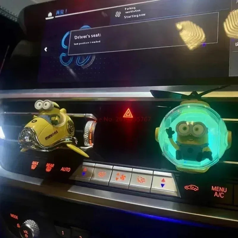 Universal Minions Cartoon Car Air Freshener Rotating Propeller Outlet